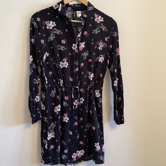 Divided By H&M Black Floral Shirtdress - Picture 6 of 7